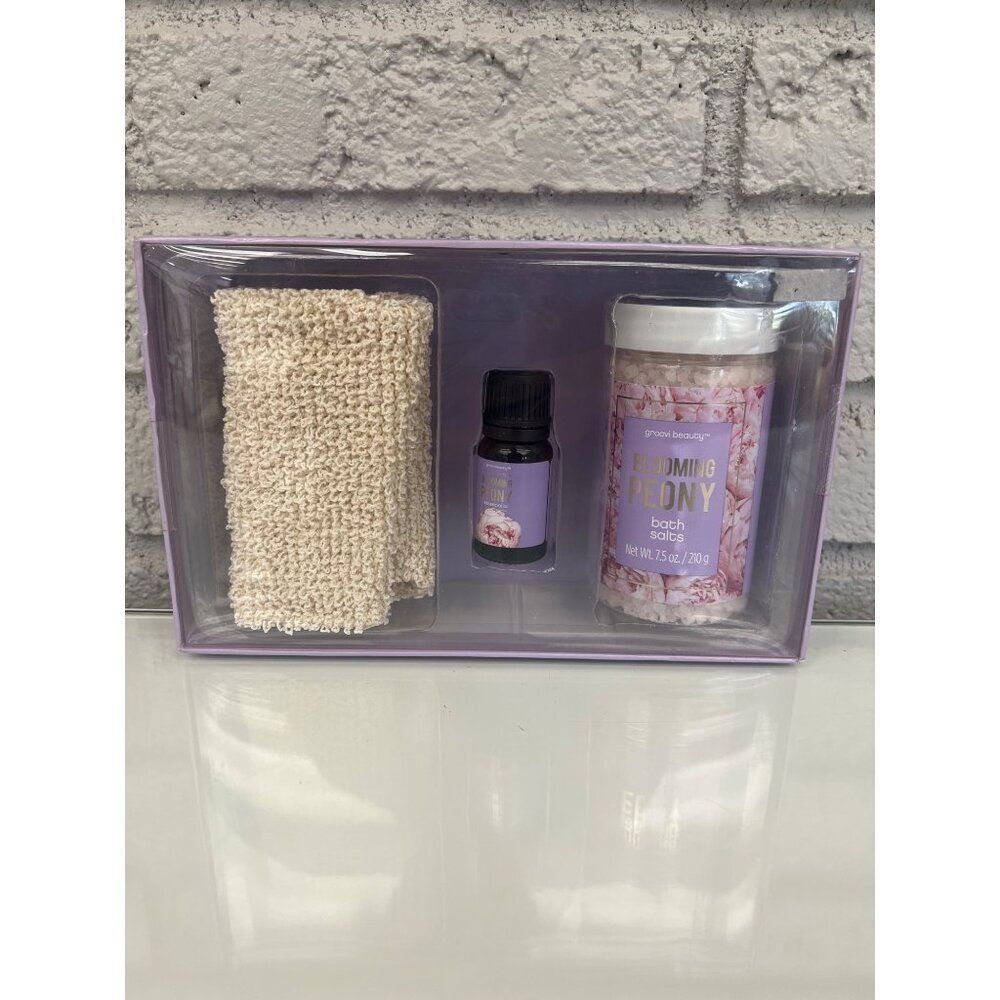 Groovi Beauty Blooming Peony Bath Salts Essential Oil Exfoliating Gift Set